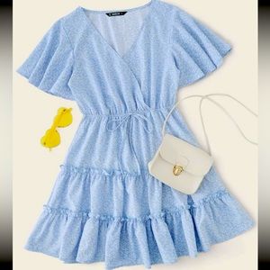 👗 Surplice Neck Floral Dress 👗